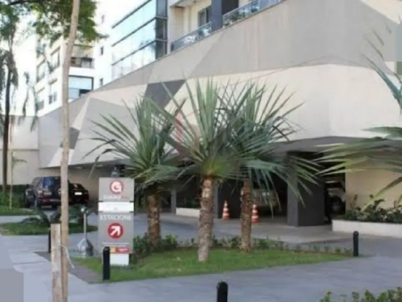 Entrada do prédio do consultório
